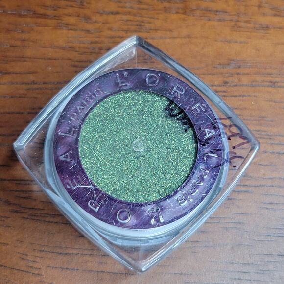 L'Oréal Paris Infallible 24HR Eye Shadow 335 GOLDEN EMERALD 0.12 oz✨️NEW✨️ - Picture 2 of 7